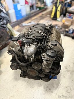 Motor M62B44 V8 4.4l - 4