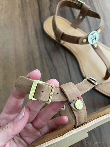 Hnědé kožené sandály sandálky Tommy Hilfiger - 4
