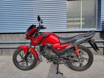 Honda CB 125F - 4