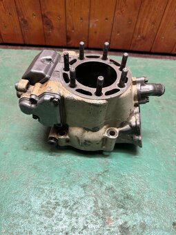 Válec Kawasaki KX 250 2001 - 4