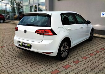 VW E-GOLF 85KW, 24kWh, 2015,VYHŘ.SKLO,KEYLESS,MRTVY UHEL,STK - 4