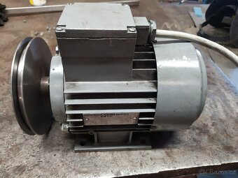 Elektromotor MEZ - 4