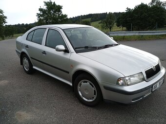 Škoda Octavia 1,6i,74kw,114000km - 4