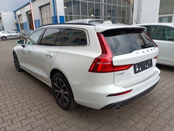 Volvo V60 Diesel 145kW Geartronic 63tkm - záruka Autodraft - 4