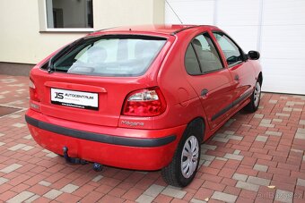 Renault Mégane 1.4i 95PS Authentique - 4