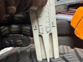 2x Zimní pneu Laufen 225/55 r17 - 4