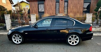 BMW E90 325i rezervováno - 4