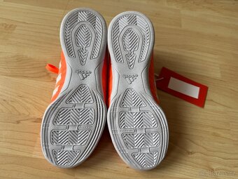 NOVÉ sálové tenisky Adidas vel. 35 - 4