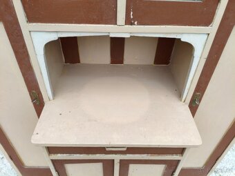 Starožitný kredenc tzv.Rakeťák - 4