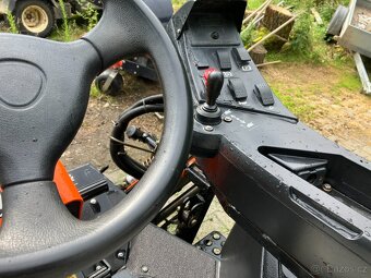 Jacobsen LF550 4WD - 4