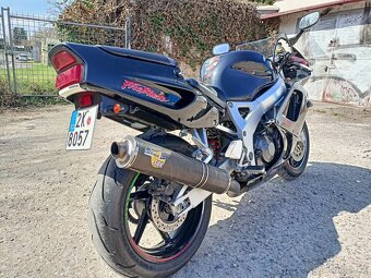 Honda cbr 900 sc28 - 4