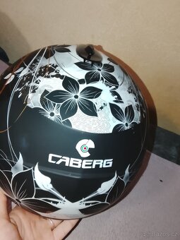 Motorkářská helma - 4