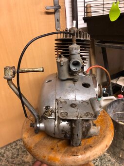 motor čz 125 - 4