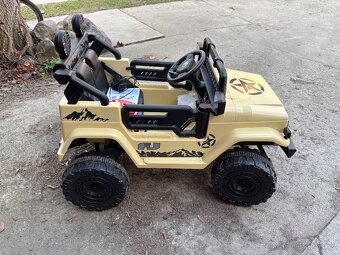 Dětské elektrické auto - 4