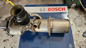 AGR / EGR ventil a chladič z motoru CNHA 2.0 TDi 140kW VW AG - 4