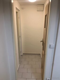 Pronájem Hradec Králové 23m² (Nový Hradec) - 4