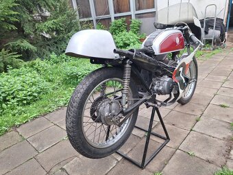 ČZ 125 - 4