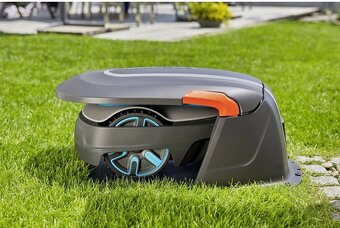 ROBOTICKÁ SEKAČKA GARDENA SÍLENO - 4