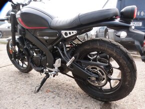 Yamaha xsr 125 - 4