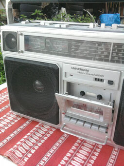 Starý Retro veľký prenosný RADIO-KAZEŤÁK - 4