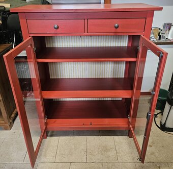 Velká komoda/vitrína IKEA Hemnes - 4