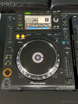 Pioneer CDJ 2000 - 4