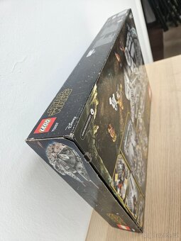 LEGO Star Wars 75257 Millennium Falcon - 4