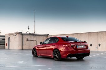 Alfa Romeo Giulia Veloce Ti Sport Q4 - 4