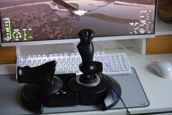 Letecký joystick Thrustmaster hontas x tflight - 4
