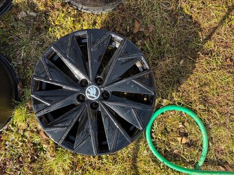 Alu Scala Kamiq r17 propus - 4