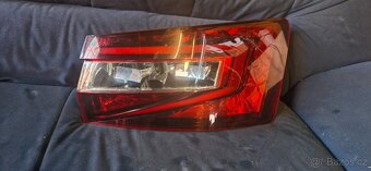 Zadni svetlo skoda superb 3 combi 3v9945208 - 4