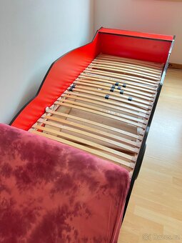 Dětská postel ve tvaru auta - 4