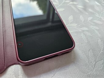 Samsung Galaxy S22 128GB - 4