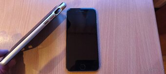 iPhone 6 - 4