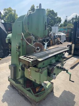 Vertikální frézka FA 4V - dig. odměřování - 4