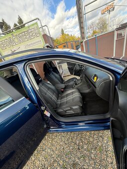 Volkswagen Golf 6 1.6TDI77kw 2010r.v - 4