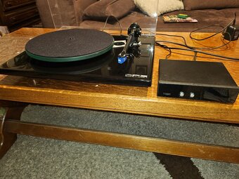 Gramofon REGA PLANAR 3 EDITION - 4