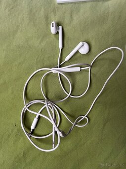 Apple iPhone X 64GB vesmírně šedý - 4