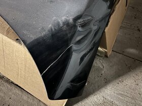 Kapota BMW (E90/E91) 08-12 - 4