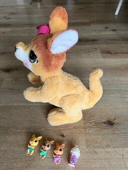 Interaktivní klokan Mama Josie - 4