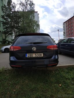 VW Passat variant b8 140 kW dsg přední nahon - 4