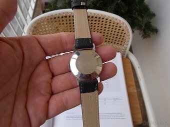 luxus vzacne hodinky prim pavouk šupinač rok 1960 funkcni - 4