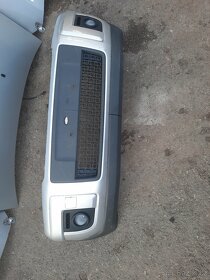 ford fusion - predni cast vozu - 4