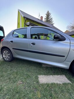 Prodám Peugeot 1.4 HDi, rv. 2009 50kW - 4