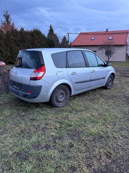 Renault Megane Scenic - 4