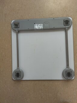 OSOBNÍ  DIGITÁLNÍ  VÁHA - 4