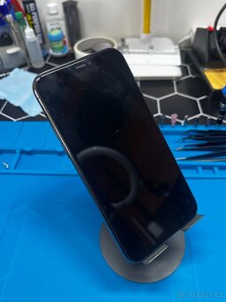 📱 iPhone 11 Pro 256 GB – Space Gray - 4