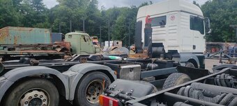 MAN TGA 26.390 6x2 hákový nosič - 4