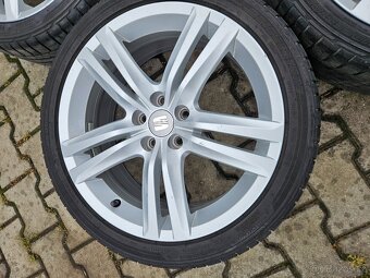 Alu kola 5x100 Letní 215/40/17 - - 4