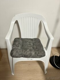plastové židle vč podsedáků - 4